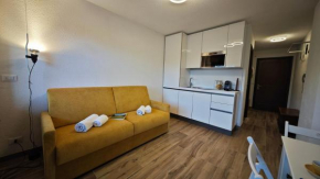 Hostdomus - Yellow Suite Sestriere